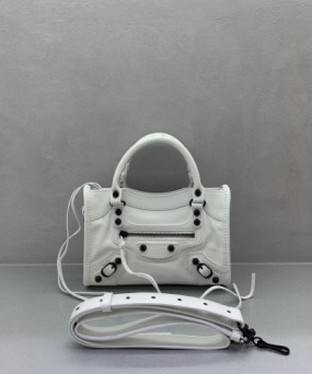 발렌시아가 르 시티 미니