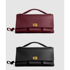 발렌시아가 벨 에어 스몰 클러치 온 스트랩 834943