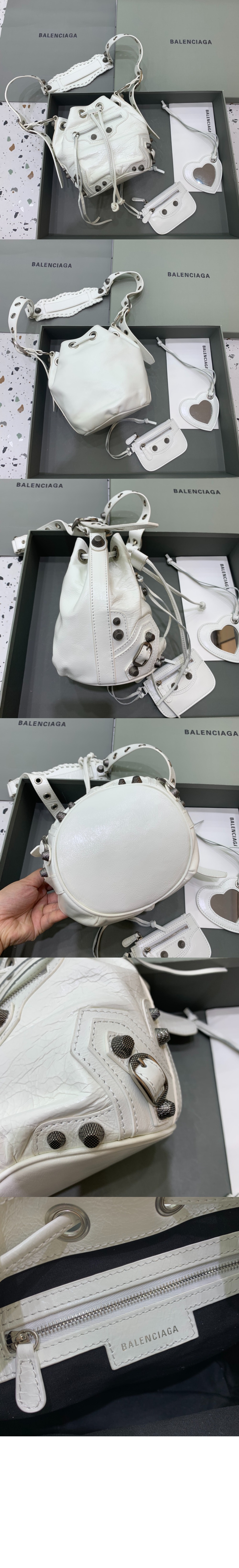 발렌시아가 르카골 XS 버킷백 702431