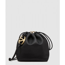 발렌티노 VLOGO POUF 쉽스킨 퍼프백