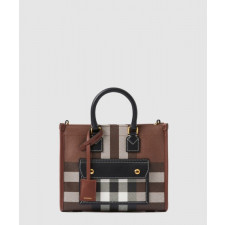 버버리 미니 체크 토트백 80696611
