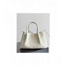 보테가베네타 피나코테카 24