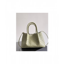 보테가베네타 피나코테카 24