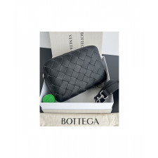 보테가베네타 인트레치아토 크로스백 755925