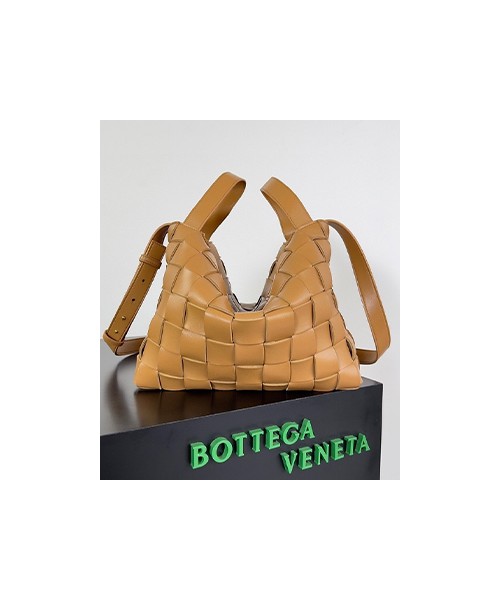 보테가베네타 인트레치아토 볼링 카세트 백 730327