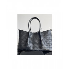 보테가베네타 피나코테카 43