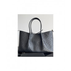 보테가베네타 피나코테카 43