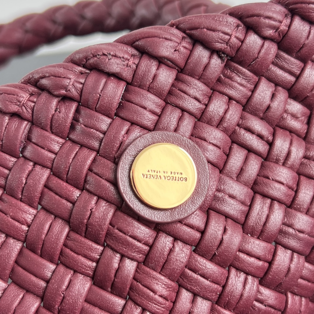 보테가베네타 토스카 숄더백 27