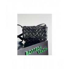 보테가베네타 포맷럼플 쁘띠 메신저 미니