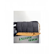 보테가베네타 필로우 카세트 크로스 30