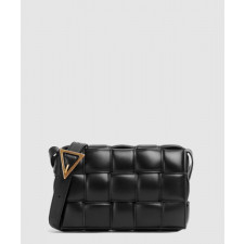 보테가베네타 패디드 카세트 591970