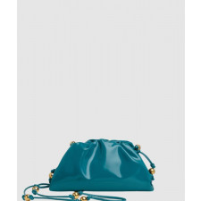 보테가베네타 페이턴트 파우치 680186