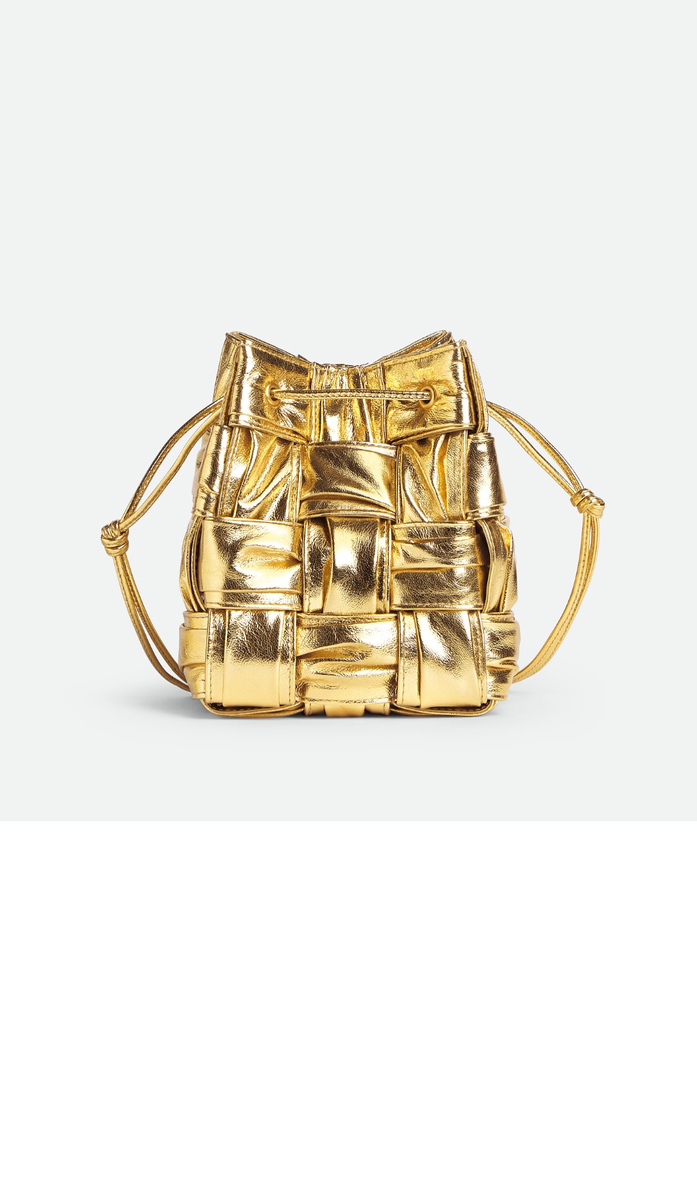 보테가베네타 스몰 카세트 크로스바디 버킷백 717187