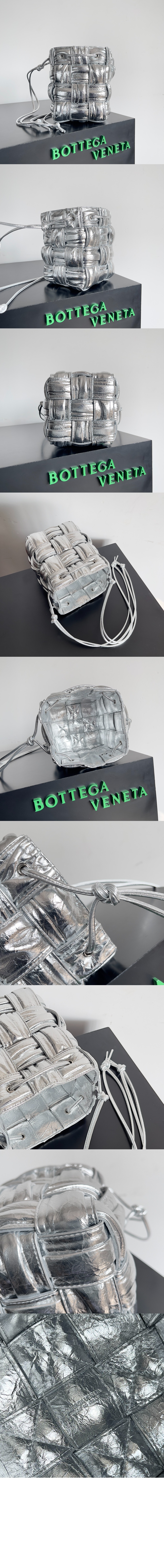 보테가베네타 스몰 카세트 크로스바디 버킷백 717187