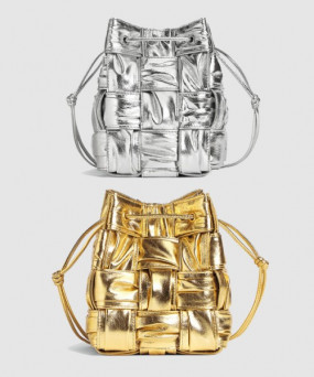 보테가베네타 스몰 카세트 크로스바디 버킷백 717187