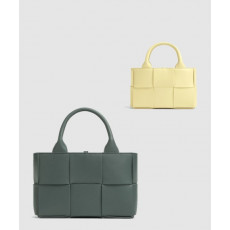 보테가베네타 캔디 아르코 토트 729029