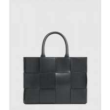 보테가베네타 스트랩을 갖춘 스몰 아르코 토트백 766954