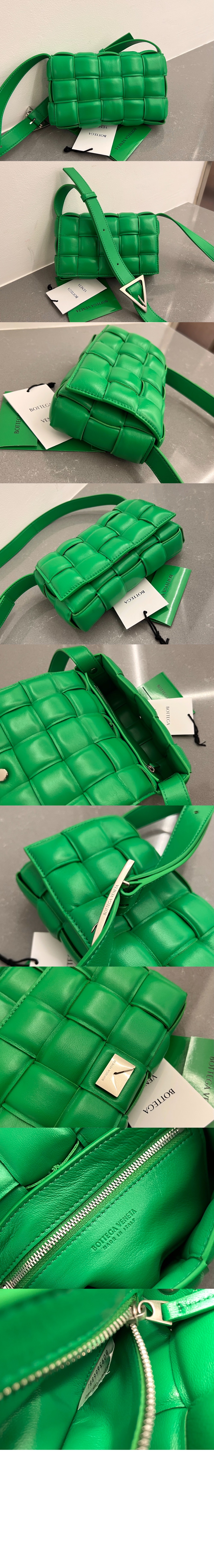 보테가베네타 스몰 패디드 카세트 717506