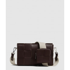 보테가베네타 다양하게 활용할 수 있는 스트랩을 갖춘 카세트 741777