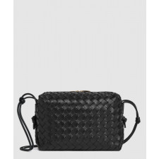 보테가베네타 루프 미듐 카메라백 680256