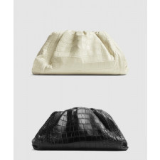 보테가베네타 파우치 576227