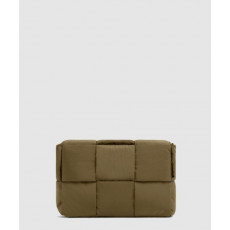 보테가베네타 스몰 패디드 테크 카세트 755182