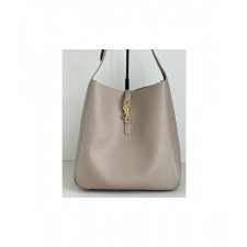 생로랑 LE5A7 호보백