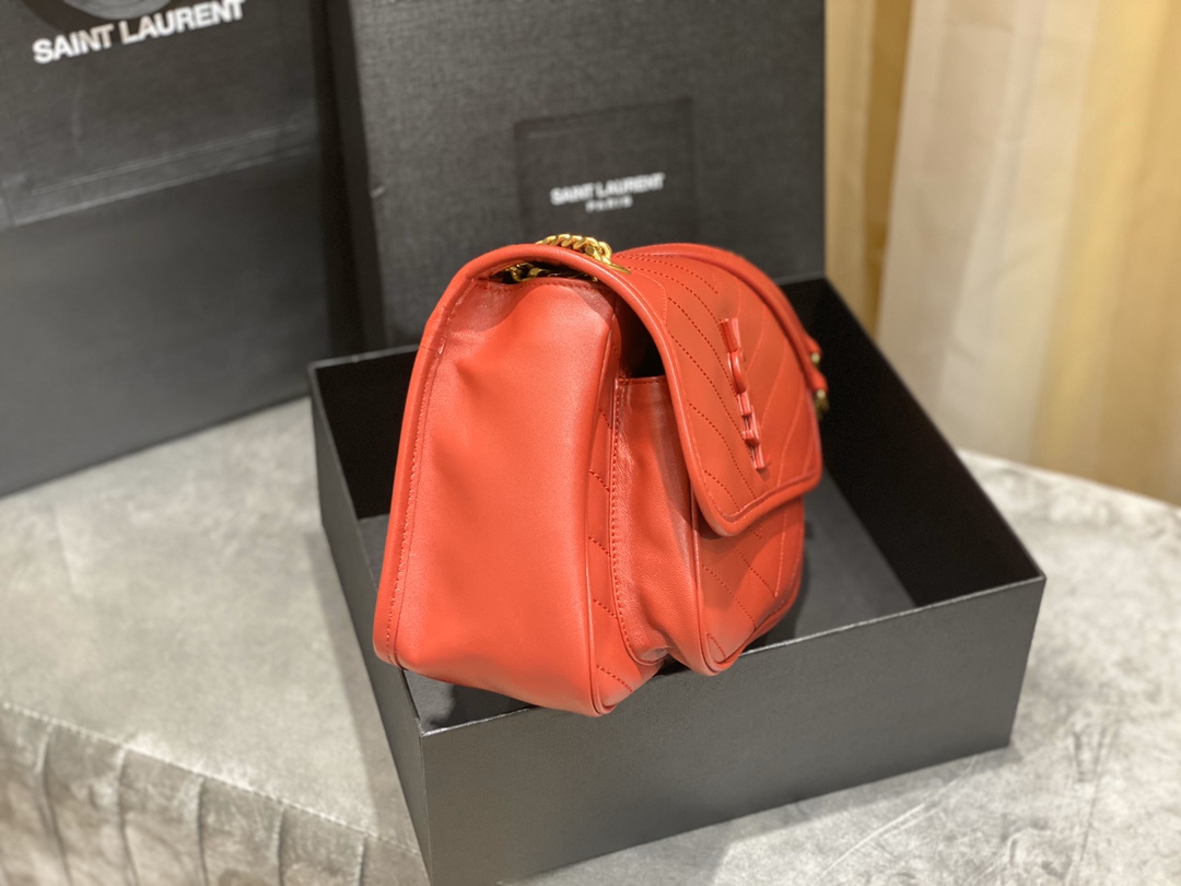 생로랑 니키 스웨이드 미디움 체인백 레드