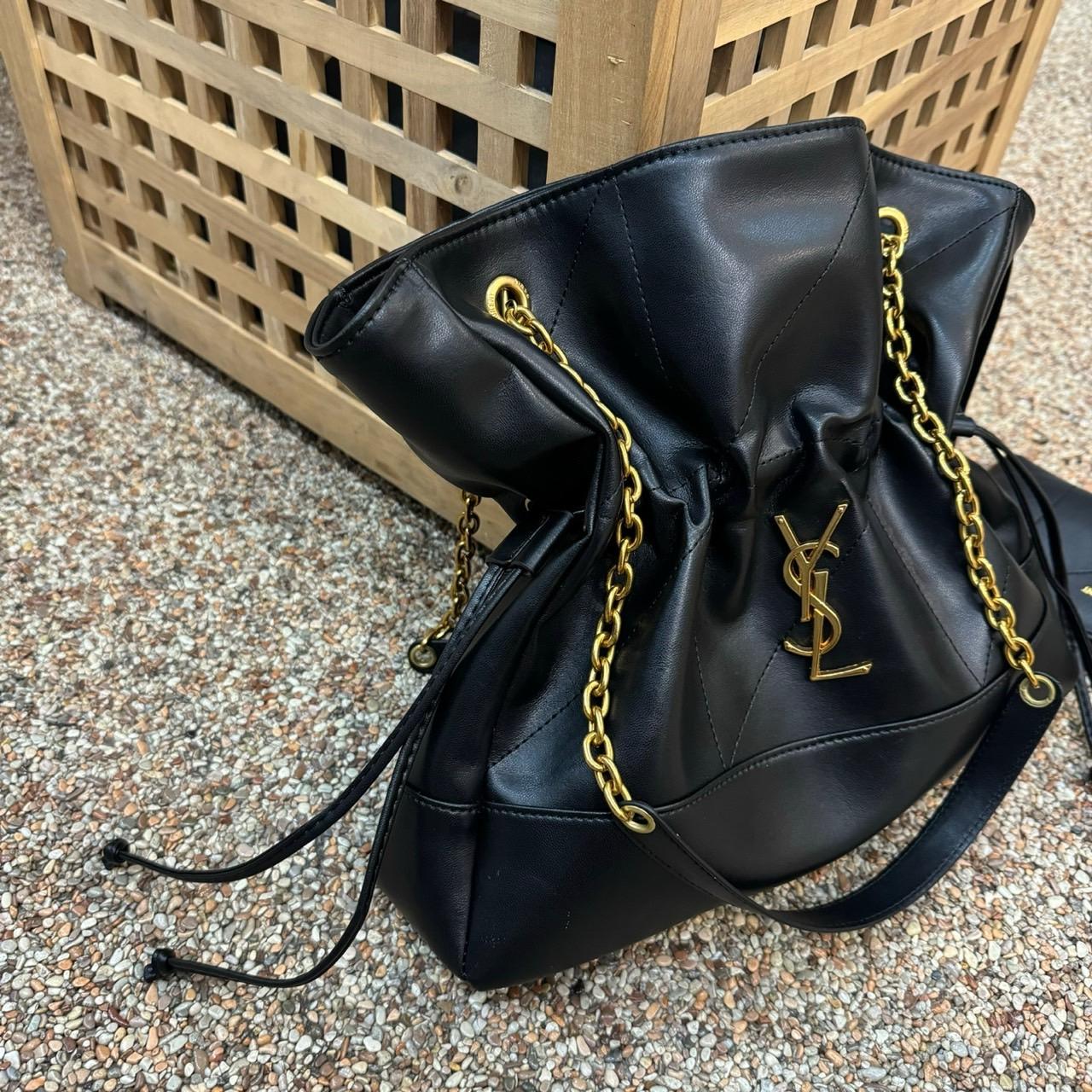 생로랑 스몰 제이미 퀼트 레더 숄더백 가로 : 27cm 세로 : 29cm