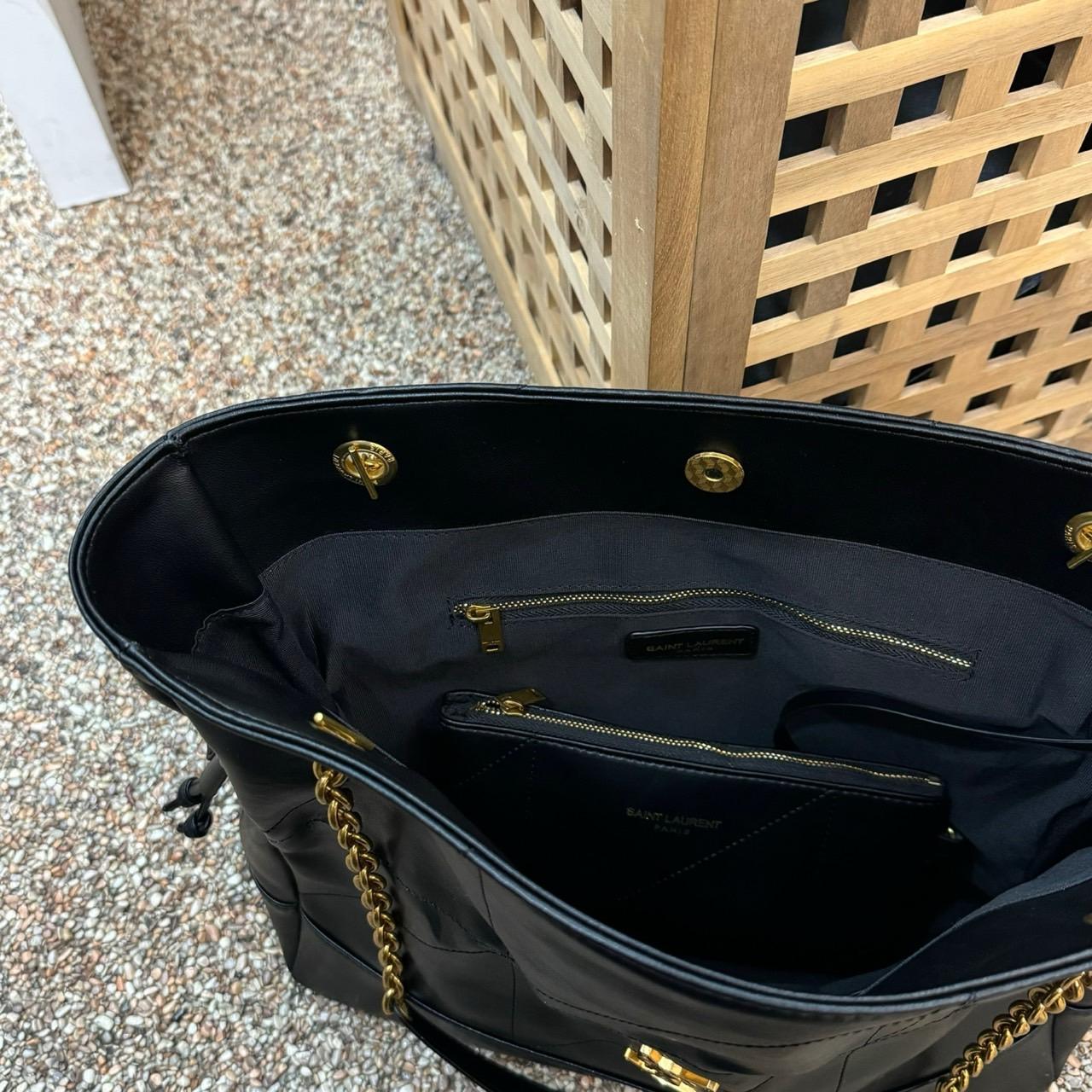 생로랑 스몰 제이미 퀼트 레더 숄더백 가로 : 27cm 세로 : 29cm