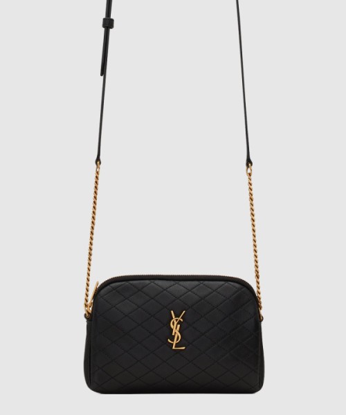 생로랑 퀼트 처리된 램스킨 소재의 Gaby 지퍼 파우치 733667