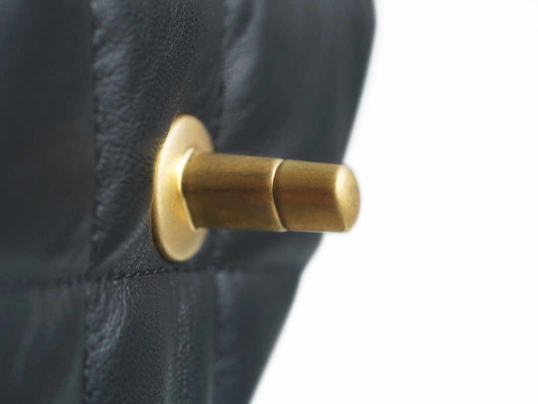 샤넬19 미니 체인 플랩백 블랙 AS1163