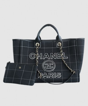 샤넬 맥시 쇼핑백 블랙