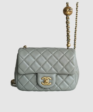 샤넬 쁘띠삭 골드볼 플랩백 뉴미니 팻그레이