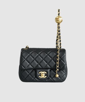 샤넬 뉴미니 골드볼 플랩백 블랙