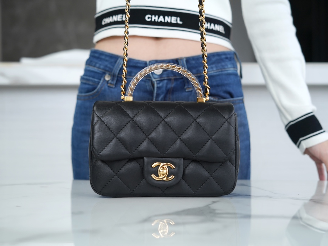 샤넬 24P최신 클래식 탑핸들 뉴미니 블랙