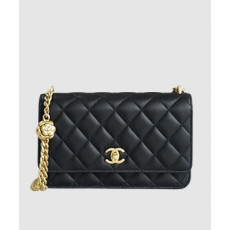 샤넬 WOC 까멜리아 블랙