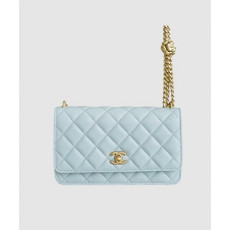 샤넬 WOC 까멜리아 라이트블루