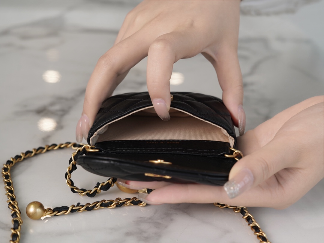 샤넬 WOC 골드볼 퀄팅 체인 웨이스트 미니백