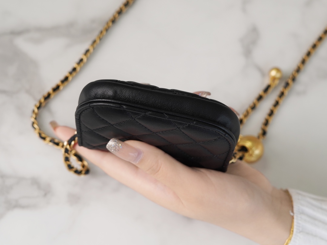 샤넬 WOC 골드볼 퀄팅 체인 웨이스트 미니백