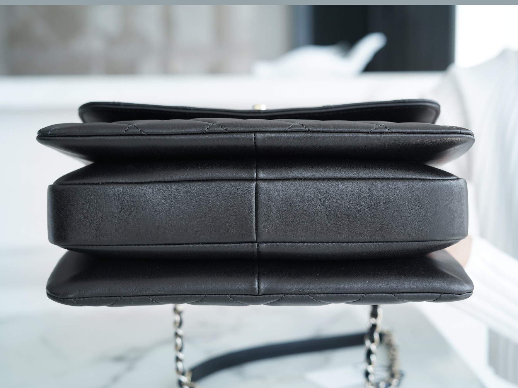 샤넬 트렌디 CC 블랙 스몰 램스킨 A92236