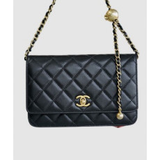 샤넬 WOC 골드볼 블랙 금장 램스킨