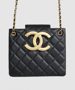 샤넬 24C 크루즈 레트로 라지 램스킨 블랙