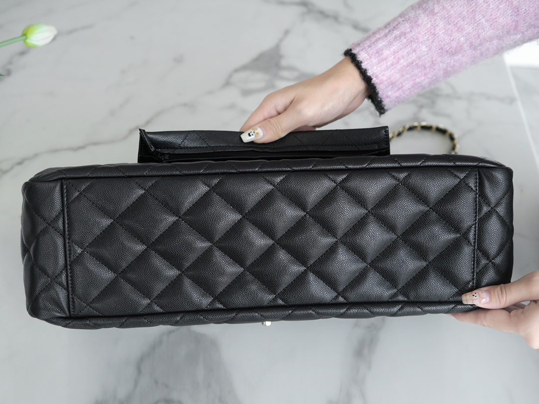 샤넬 24C 클래식 캐비어 플랩백