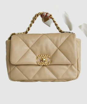 샤넬 19백 스몰 체인 램스킨 살구