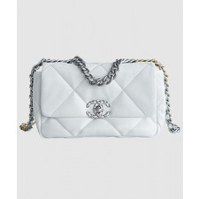 샤넬 19백 스몰 체인 램스킨 화이트