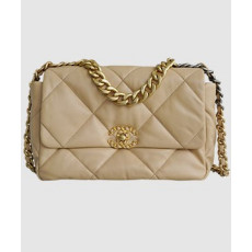 샤넬 19백 미듐 체인 램스킨 살구