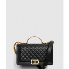 샤넬 핸들 장식의 보이 샤넬 플랩백 A94804