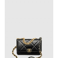 샤넬 체인 달린 19 지갑 AP3267