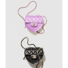 샤넬 하트 클러치 AP2784